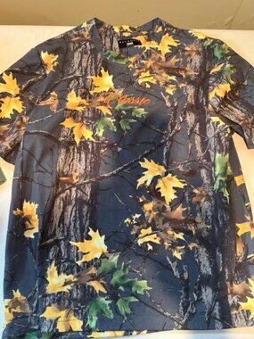 Retrofit Classic Camo Boxy Tee Embroidered Tree Leaf Print T-Shirt Large NEW
